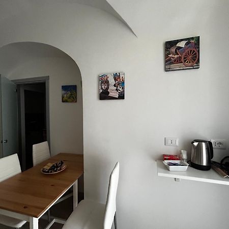 G House 100 Apartamento Catânia Exterior foto